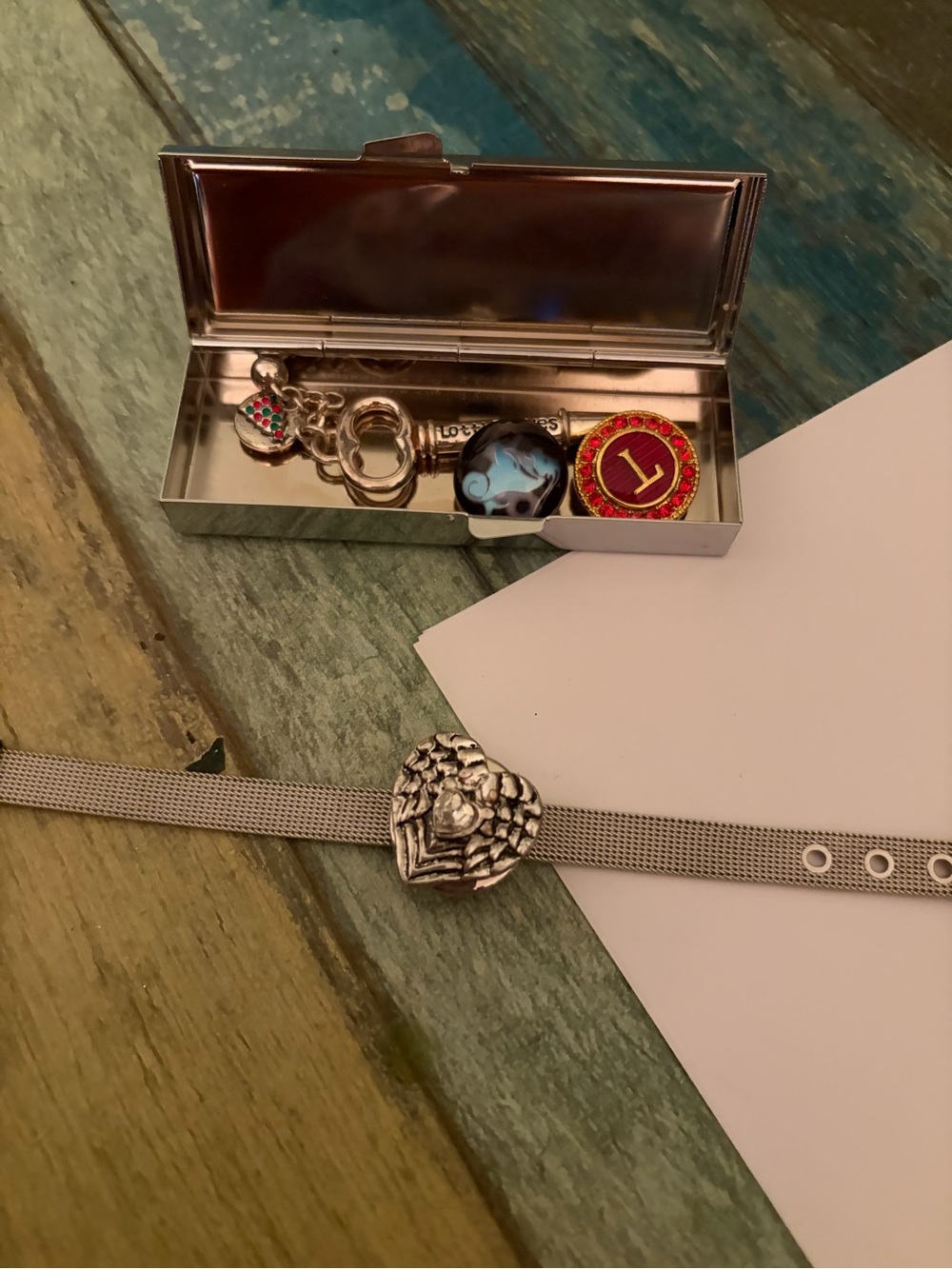 Silver Heart Charm Mesh Bracelet with Textured Heart Accent
